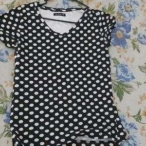 A basic polka tee
